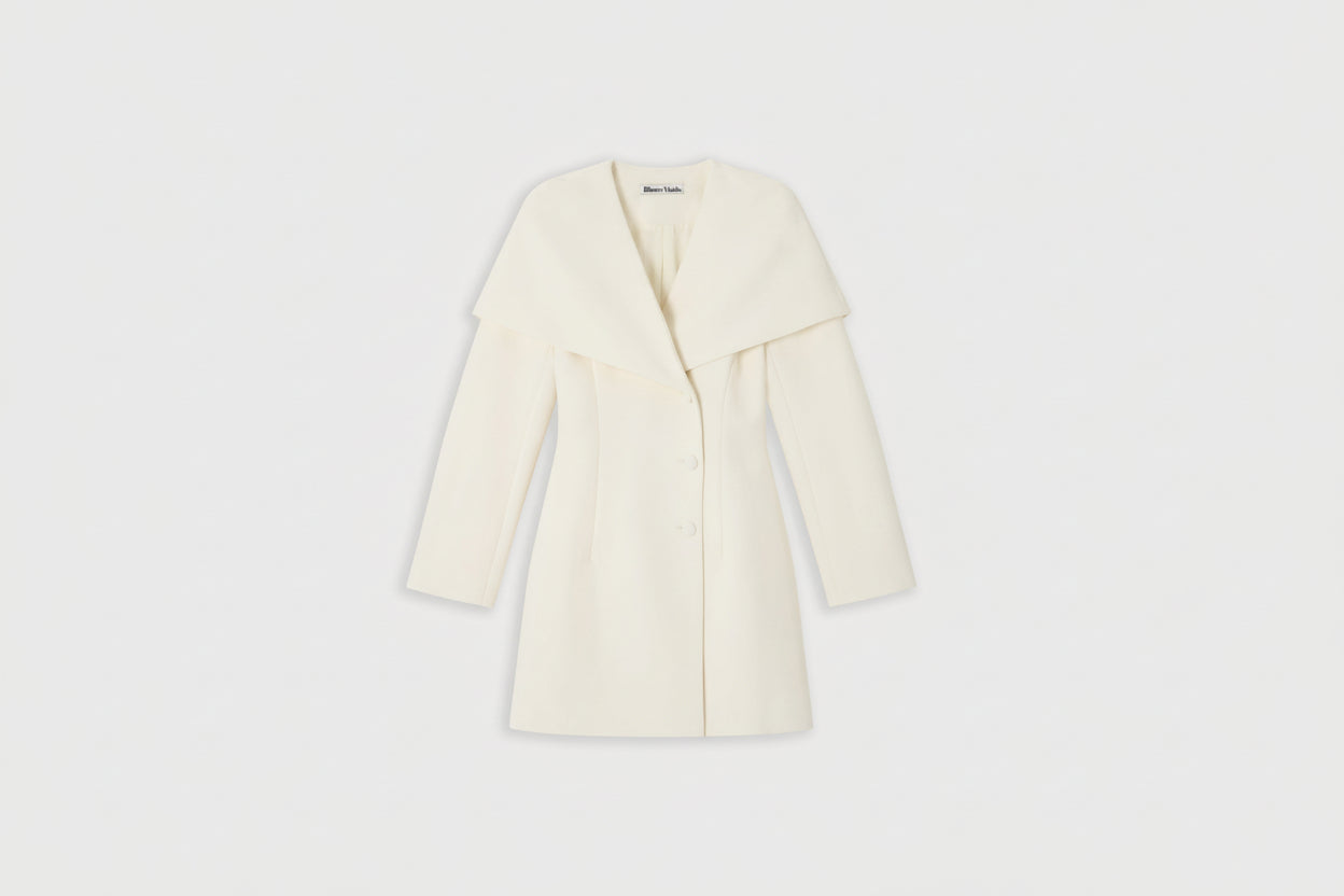 Minivestido con Cuello Statement